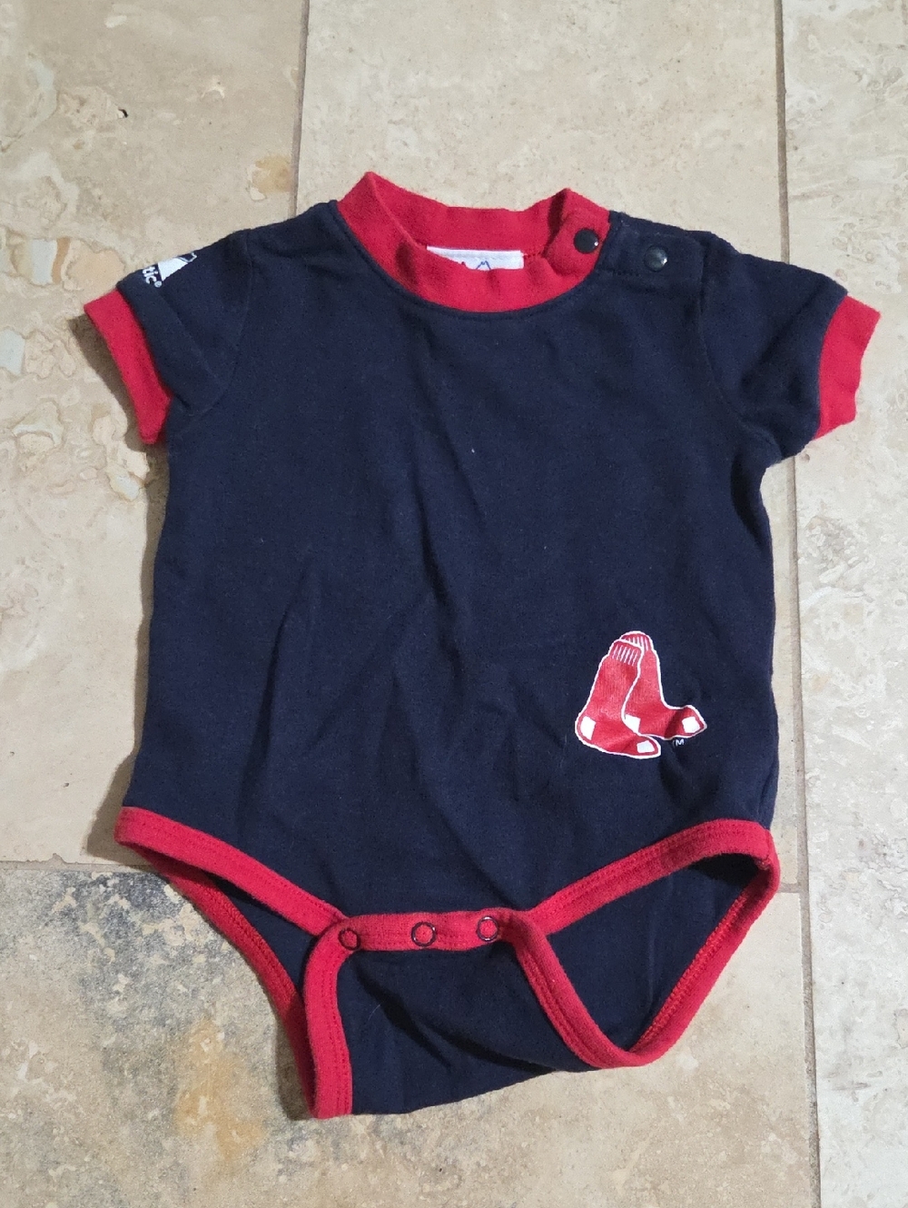 Boston Red Sox Baby 3–6M Navy Red Snap Shoulder Bodysuit